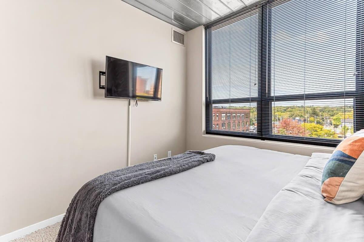 Downtown Ann Arbor 2 King Bed Balcony Apartment Exteriér fotografie