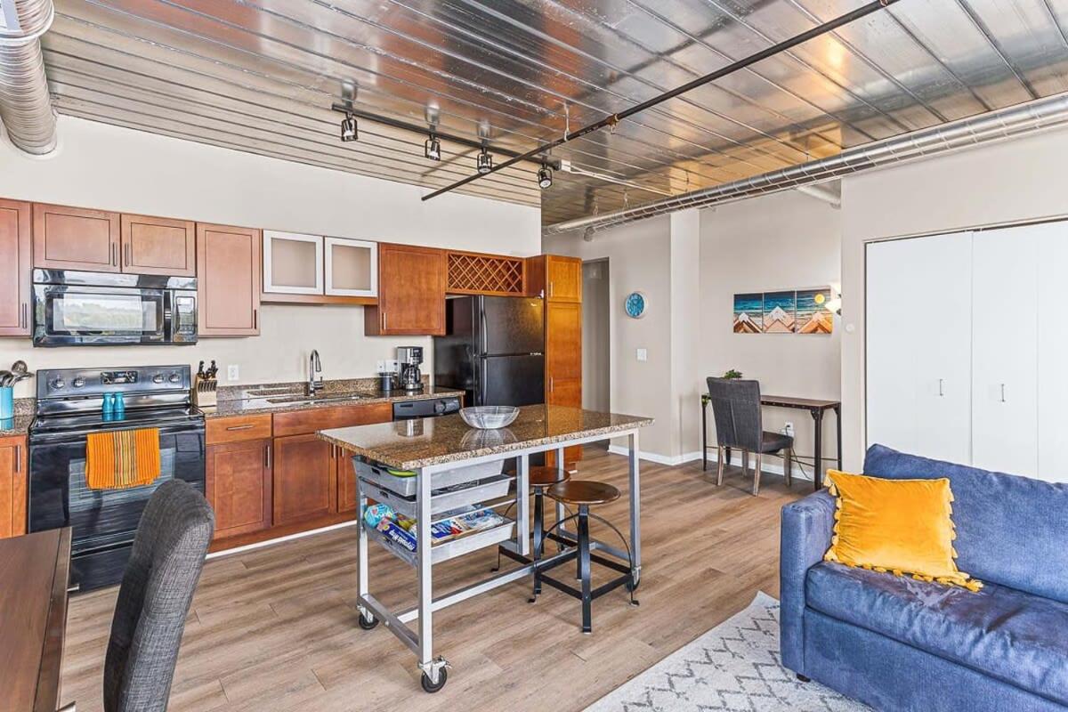 Downtown Ann Arbor 2 King Bed Balcony Apartment Exteriér fotografie